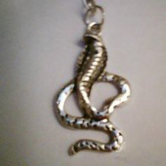 *5/35* KING COBRA EMERALD GREEN 14G BELLY RING - Picture 3 of 4